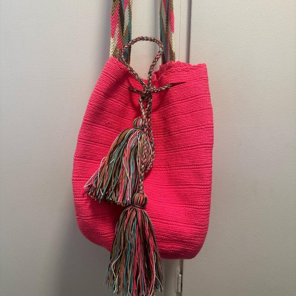 Wayuu Colombian Tribe Bag Hot Pink Woven Shoulder Bag NEW!!!